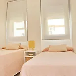 San Sebastian Apartment *